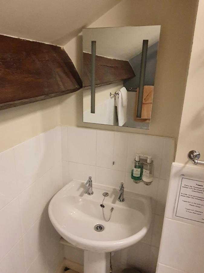 קאסלטון Swiss House B&B מראה חיצוני תמונה
